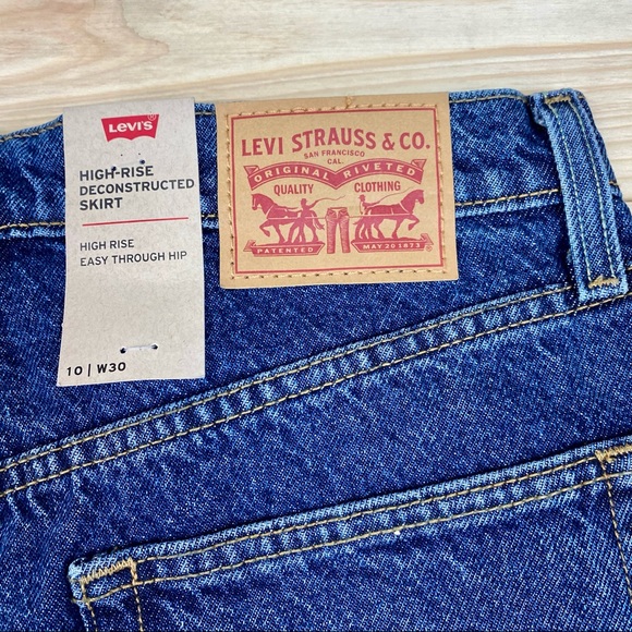 Levi’s High Rise Denim Mini Skirt - Picture 3 of 8